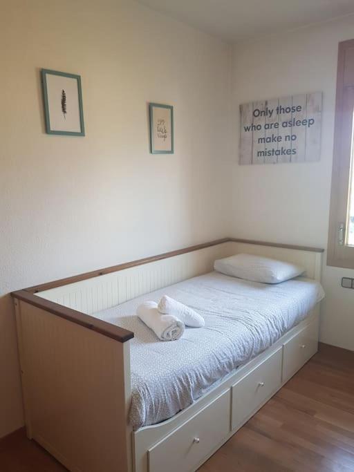 Apartamento Con Encanto San Lorenzo de Morunys Exterior foto
